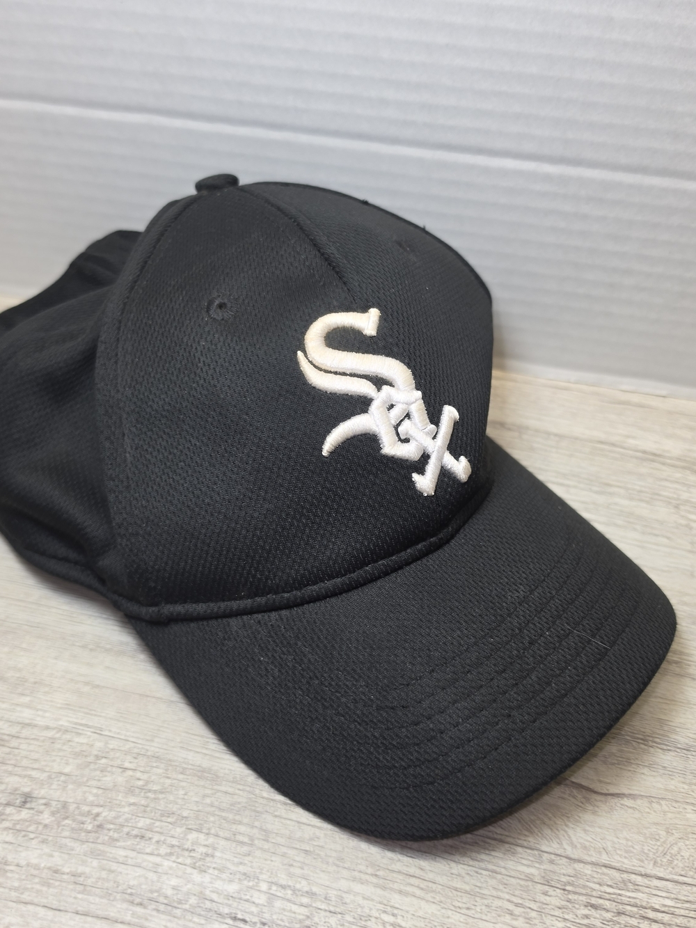 OC Sports MLB Chicago White Sox Baseball Strapback Ball Cap Youth Black Hat